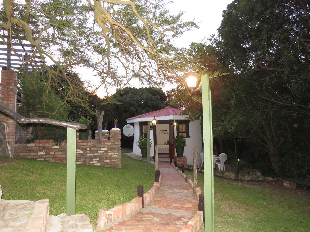 Wiltshire Rondavel Villa Port Alfred Exterior photo
